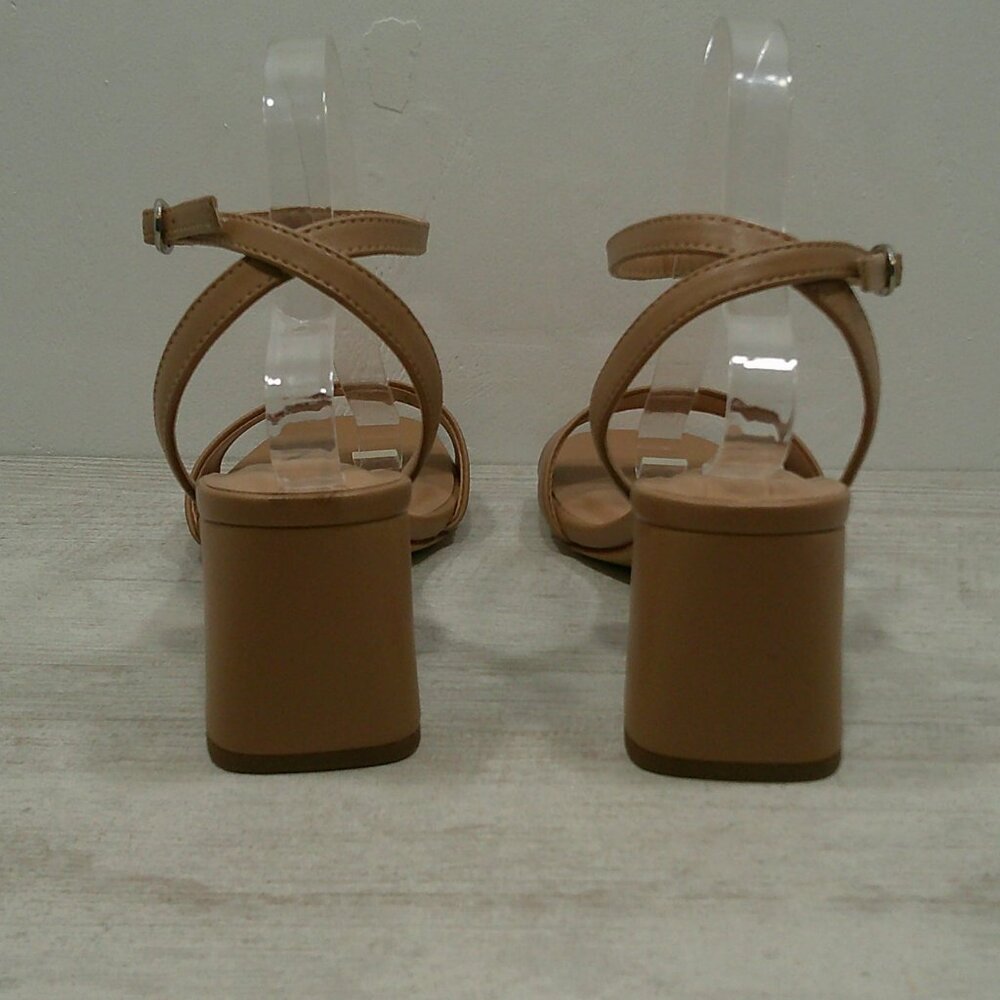 Womans Haley Ankle Strap Block Heels Nude Tan Sandals Size 10 M - Picture 7 of 11